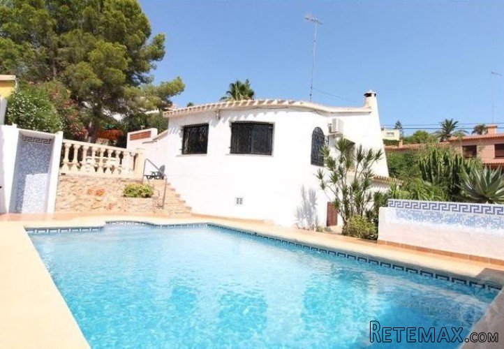 Rustic style villa with private pool and lovely Montgo..