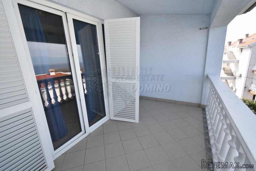 Apartman s prekrasnim pogledom na more!! Njivice! - 5