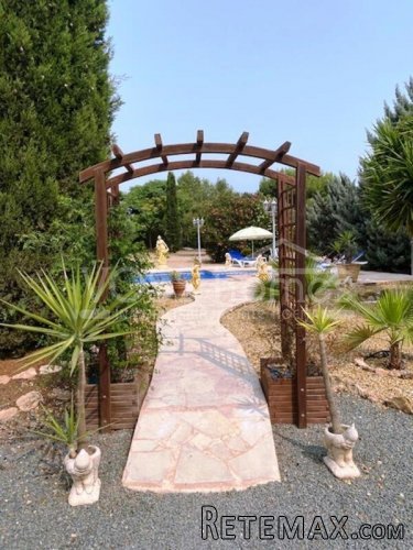 NEW LISTING TO VOSS HOMES A beautifully well maintained.. - 15