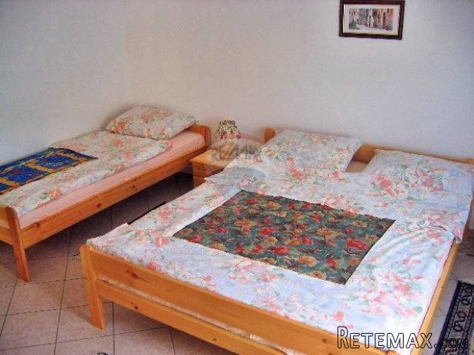 POREČ-apartmanska kuća 700m od mora - 5