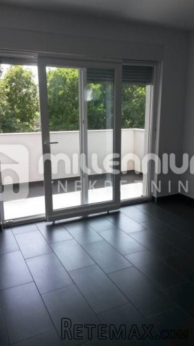 Novi Vinodolski, Povile, 92.41m2, dvije stambene jedinice - 7