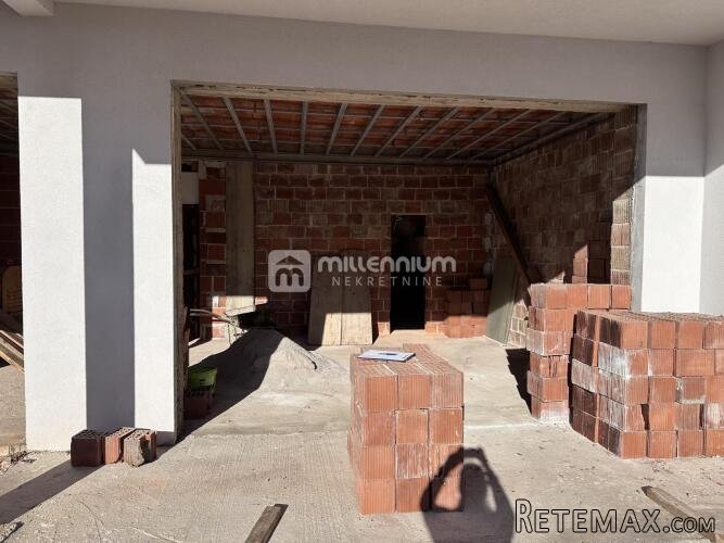 Crikvenica, 100m2, 3s+db, etaža kuće