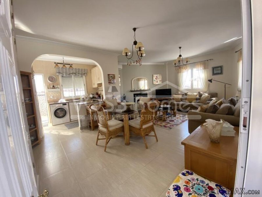NEW & EXCLUSIVE LISTING TO VOSS HOMES - Immaculately.. - 20