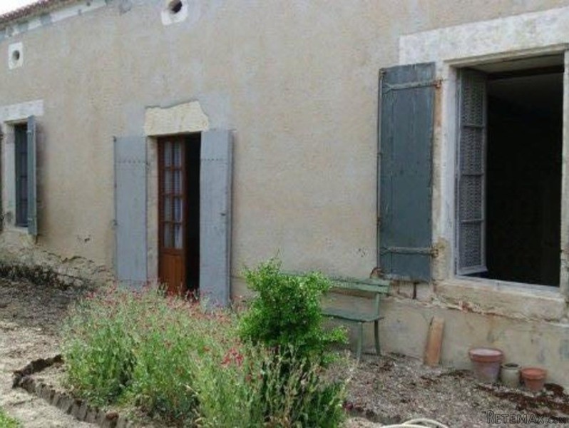 4 Bedroom Stone House To Renovate With.. - 2