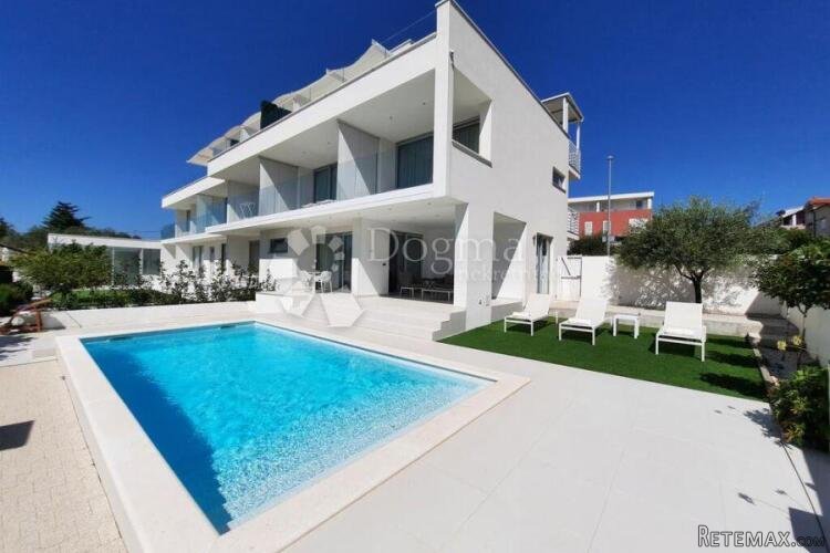 ZADAR BORIK LUXUZNA STAMBENA ZGRADA U FUNKCIJI HOTELA - 2