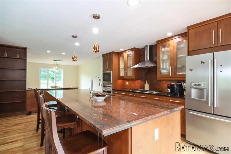 4 bedroom House For Sale: 61 Rymph.. - 2