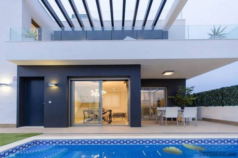 3 Bedroom 4 Bathroom Villa In.. - 2