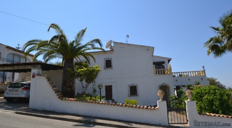 V1627 - Charming Villa In Cansalades..