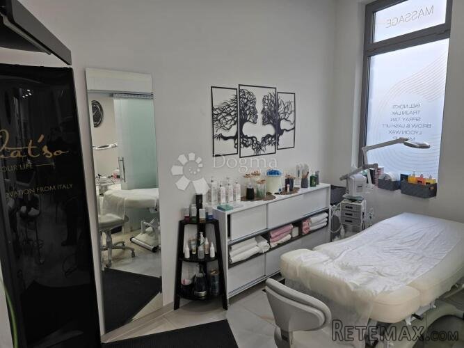 Iznajmljuje se vrhunski opremljen kozmetički salon u srcu gr - 3