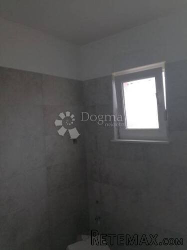 od Poslovni prostor 40 m² - 3