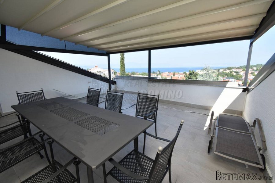 Apartman s panoramskim pogledom na more! Malinska - 4