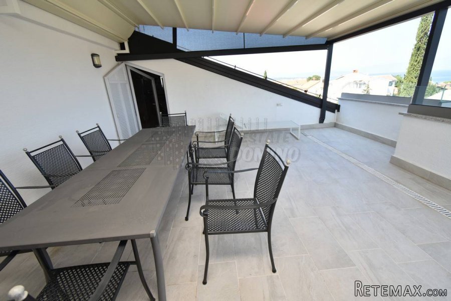 Apartman s panoramskim pogledom na more! Malinska - 5