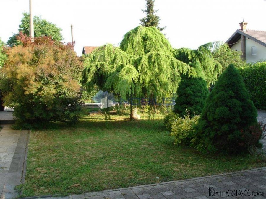 Zagreb (Lučko) kuća sa 2 stana, SNIŽENO - 5