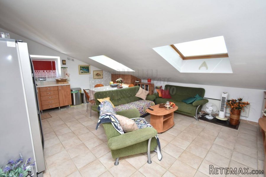 Apartman s panoramskim pogledom na more! Malinska - 8