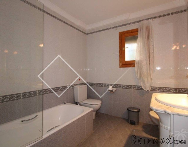 Classic style villa situated in one of Moraira's most.. - 8