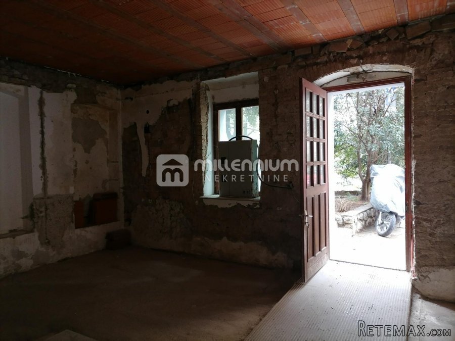 Rijeka, Banderovo, dvojna kuća P+1, odlična investicija! - 8