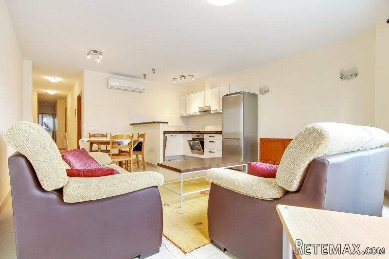 Spacious Modern 3 Bedroom 2 Bathroom.. - 2