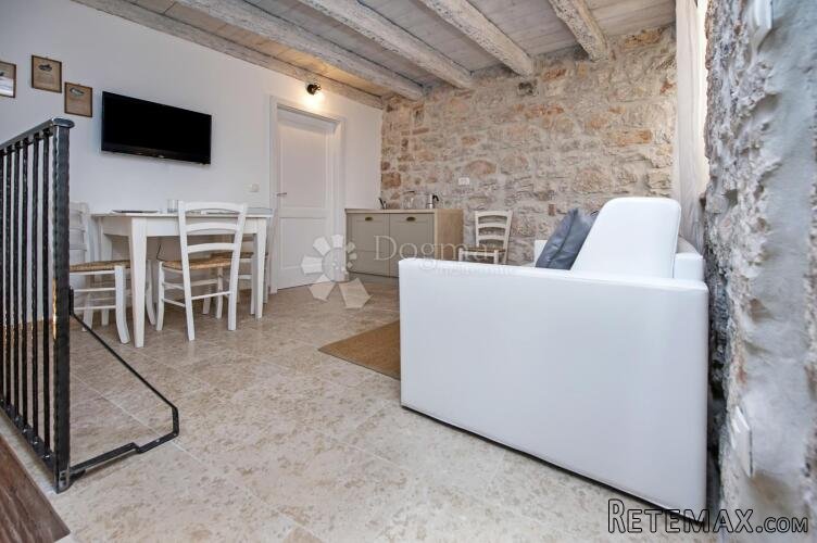 ROVINJ - SNIŽENO! Kuca s 3 apartmana u srcu starog grada - 3