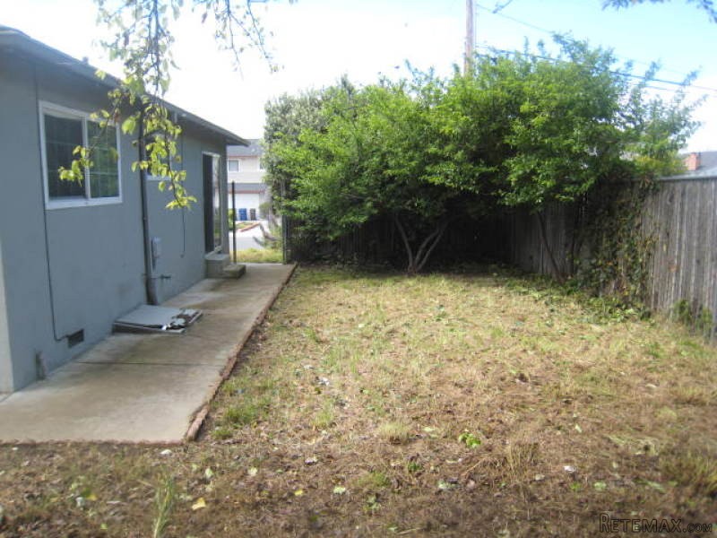 22090 Betlen Way Castro Valley, CA.. - 2