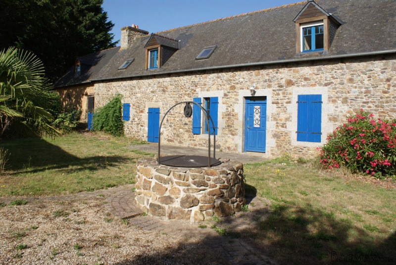 Country Longere With Guest Gite