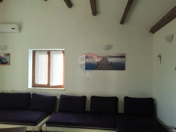 OKOLICA POREČA, KUĆA SA BAZENOM - 4