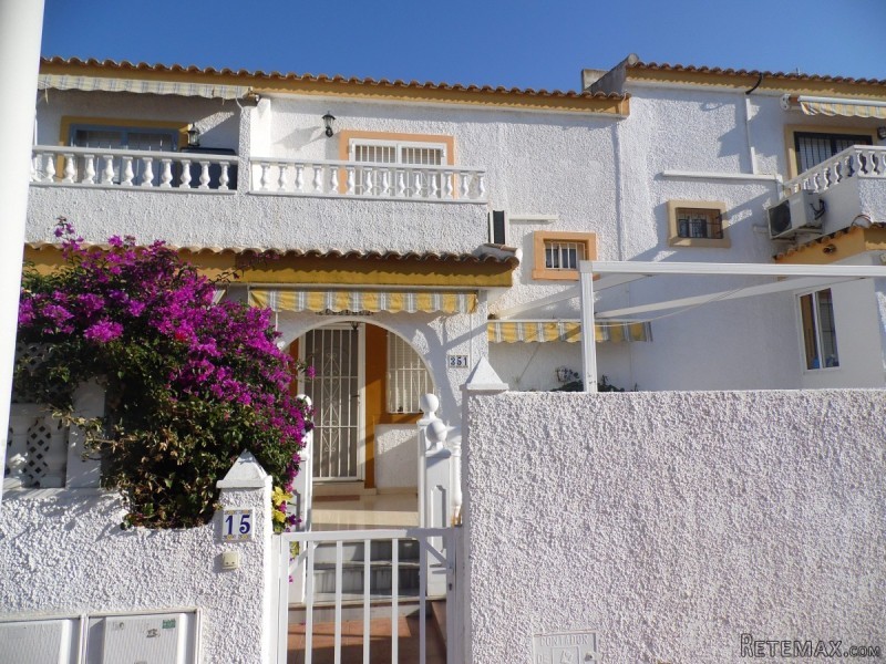 2 Bedrooms - Property - Alicante - For..