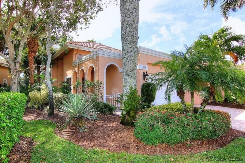 5026 Windsor Parke Dr, Boca Raton, FL -..