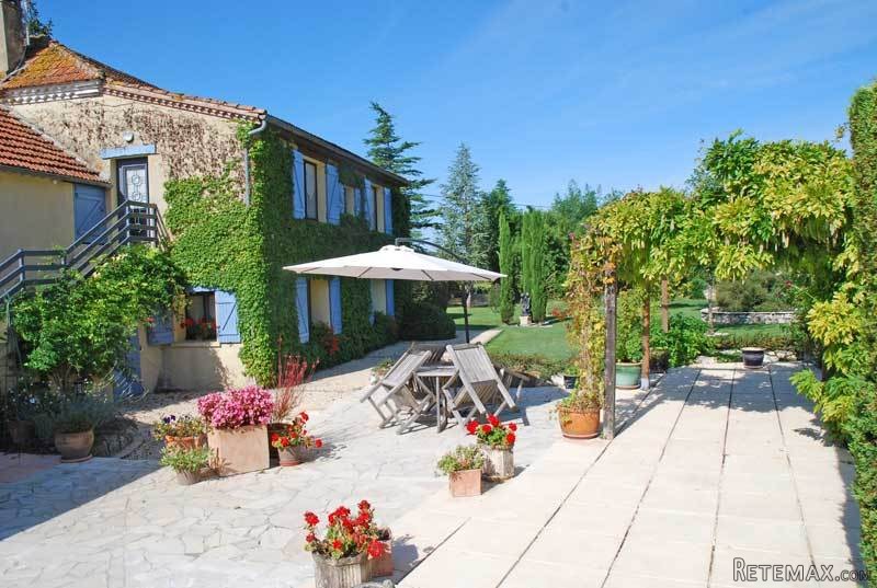 Large Stone House With Two Guest.. - 2