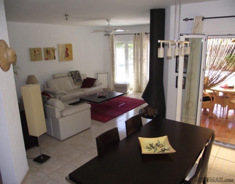 3 Bedroom Villa For Sale In Gata De.. - 2