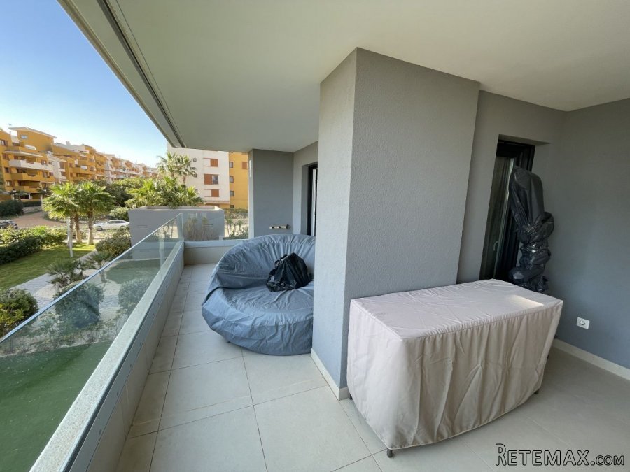 Apartamento de 3 dormitorios y 2 baños en primera línea d.. - 3