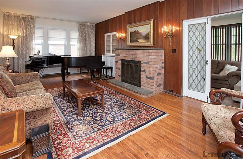 4 bedroom House For Sale: 63 Ridge.. - 2