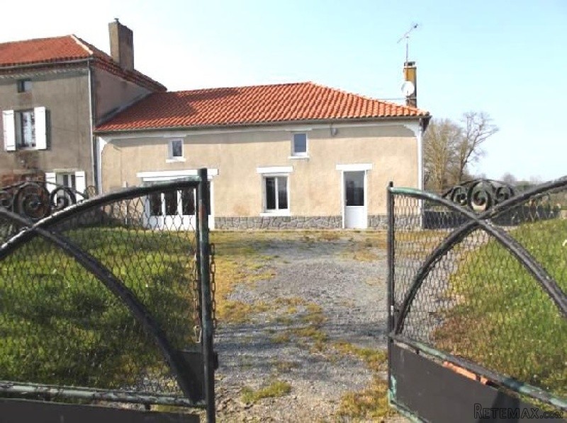 2 Bedroom House For Sale - 2