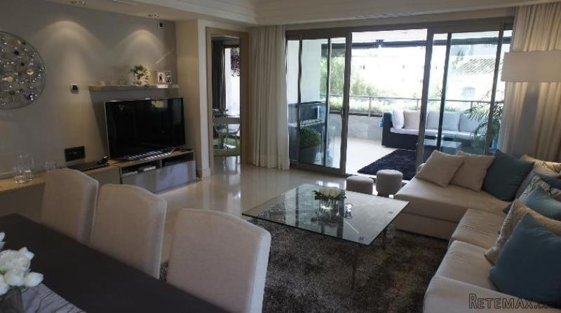 3 bedroom Apartment For Sale: Marbella - 2
