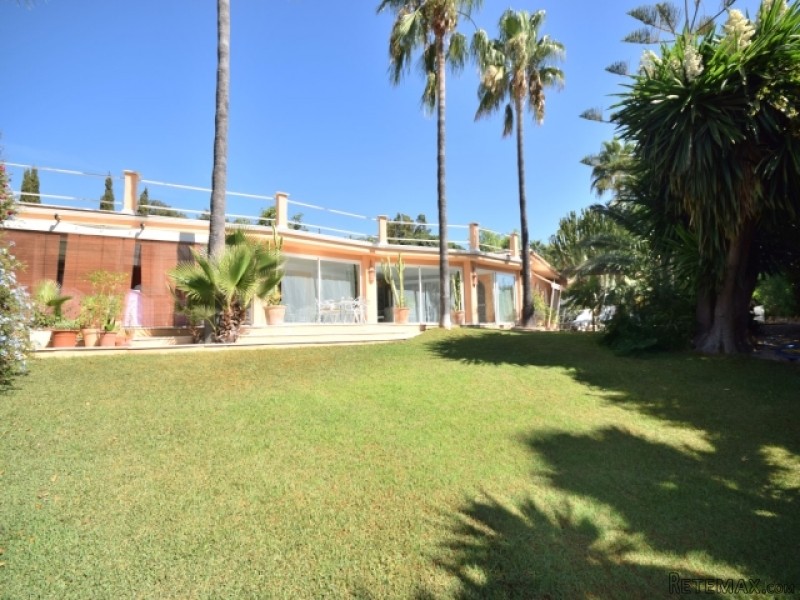 3 Bedroom Villa For Sale Situated In.. - 2