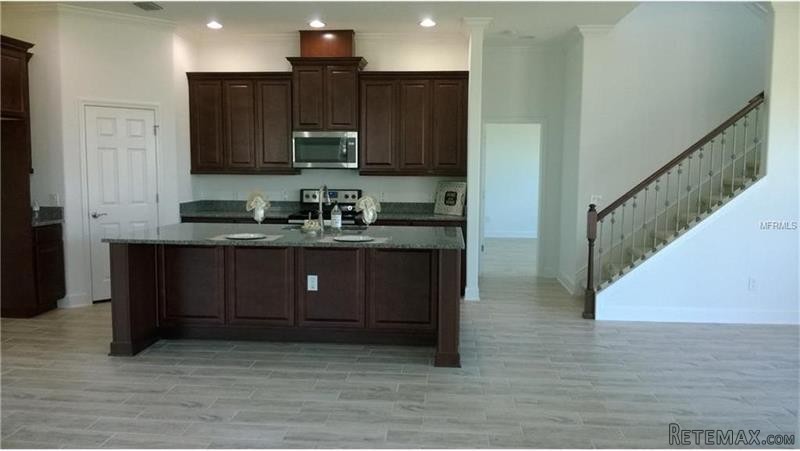 4 bedroom Property For Sale: 3255 MELA.. - 2