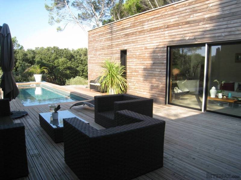Contemporary Villa With Swimming Pool - 2