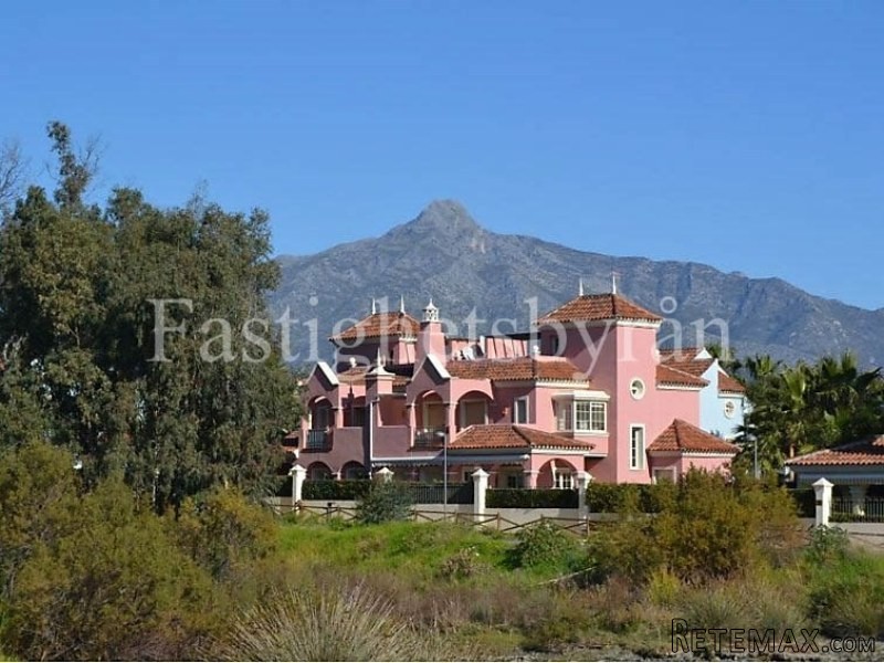 Nueva Andalucia - Puerto Banus, , 4..
