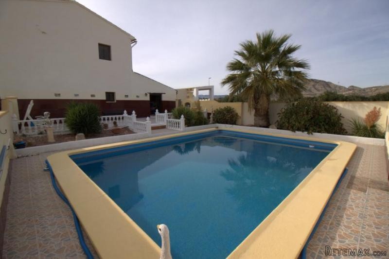 Just reduced 100k!! - An Out of this..