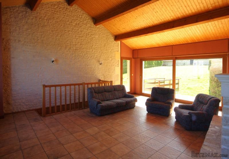 Village House With Garden And Fine Views - 2
