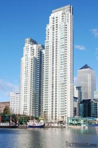 The Studio Boasts Views Of The Canary.. - 2
