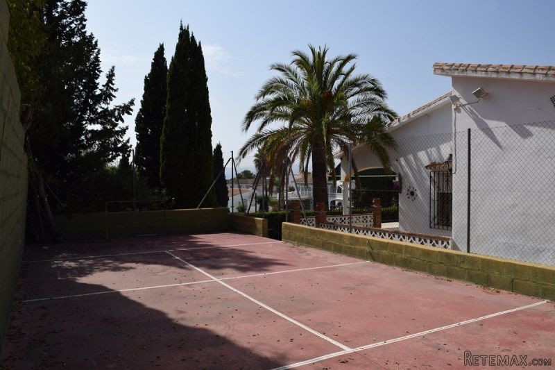 Villa for Sale in Caleta de Velez.. - 2