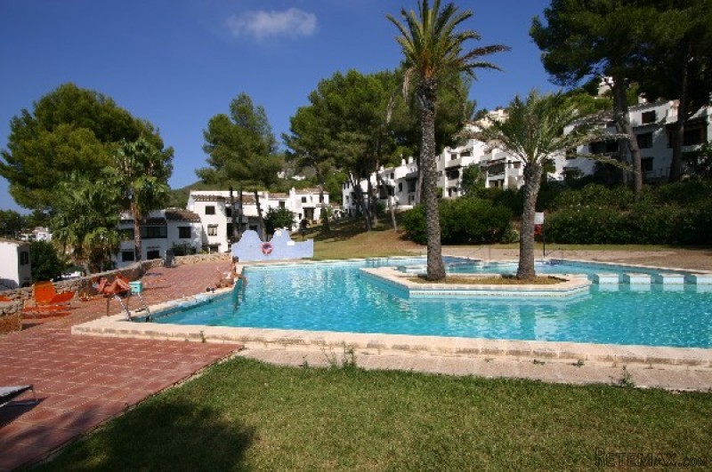 3 Bedrooms - Townhouse - For Sale