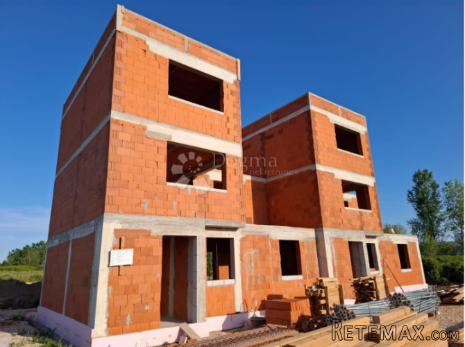 Novogradnja Vrsi – stan s bazenom i vrtom, 300 m od mora - 3
