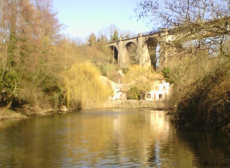 Stunning Water Mill with Outbuildings