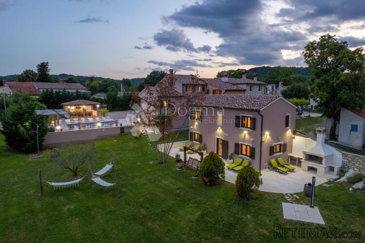 Tri kuće za odmor na 4500 m² okućnice! - 6