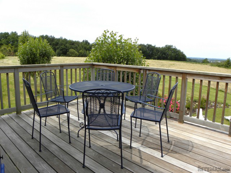 A Superb Property With Guest House.. - 2
