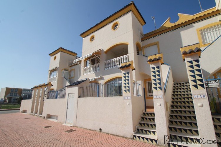 This beautiful apartment oriented to east-west, is in a..