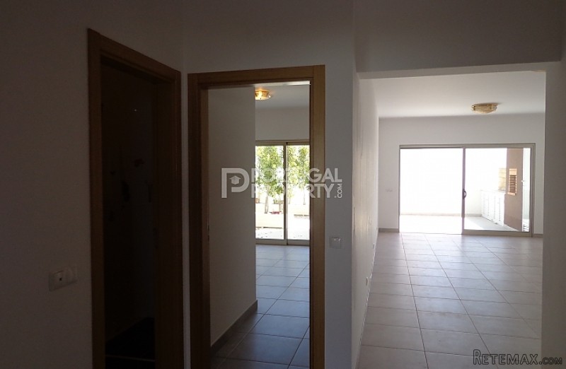 4 Bed apartment with large private.. - 2
