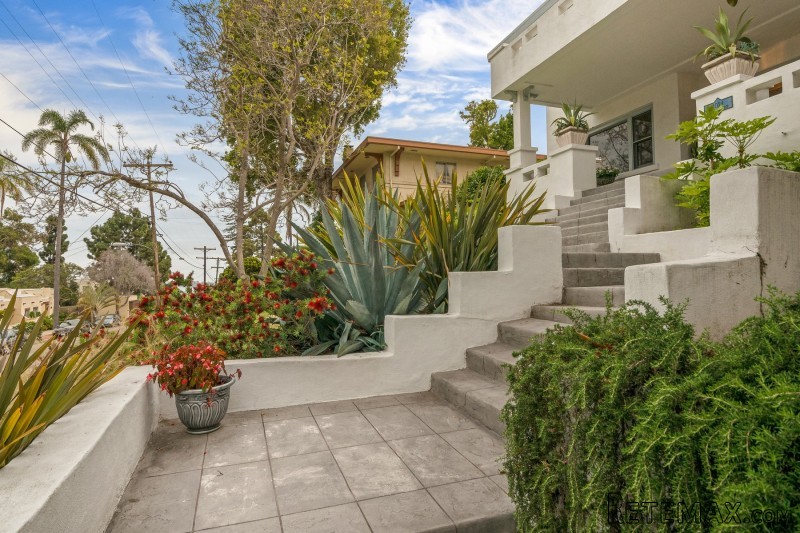 4024 Saint James Place - 2