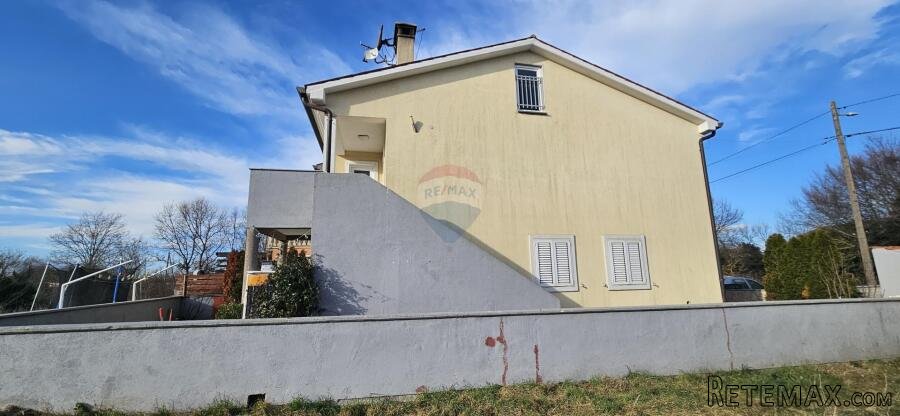 Istra, kuća sa dva stana u Šišanu - 2